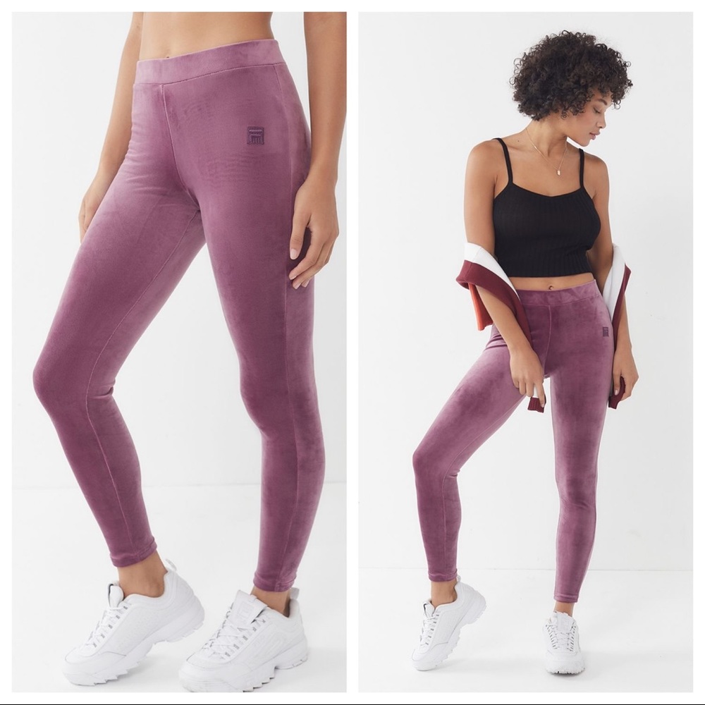 🆕NWT M-L Fila x Urban Outfitters velour legging